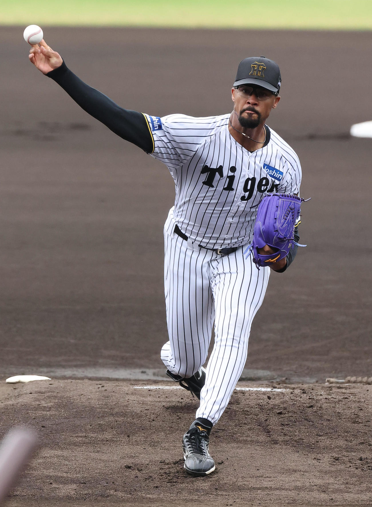 阪神対オリックス練習試合　阪神先発のデュプランティエ（撮影・上田博志）