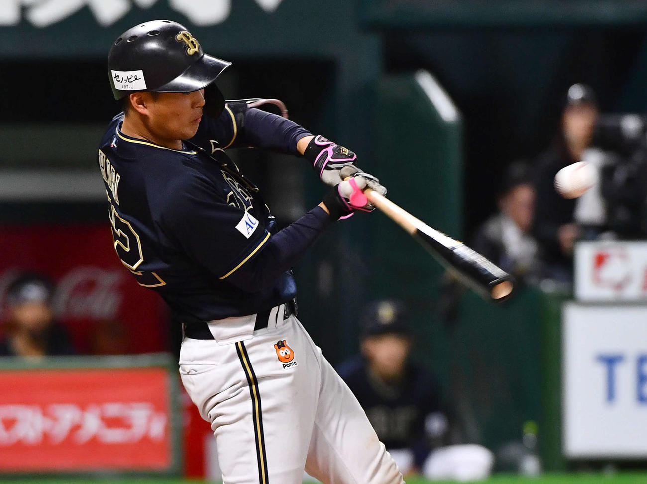 ソフトバンク対オリックス　5回表オリックス1死一塁、堀は中前安打を放つ（撮影・岩下翔太）