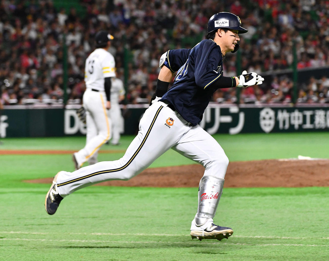 ソフトバンク対オリックス　5回表オリックス1死、広岡は左前安打を放つ（撮影・岩下翔太）