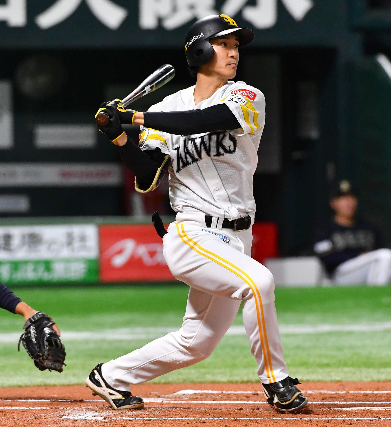 ソフトバンク対オリックス　1回裏ソフトバンク無死一塁、柳町は先制の右越え2点本塁打を放つ（撮影・岩下翔太）