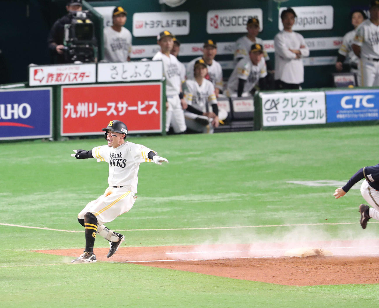 ソフトバンク対オリックス　3回裏ソフトバンク無死、牧原大は一ゴロに終わる（撮影・梅根麻紀）