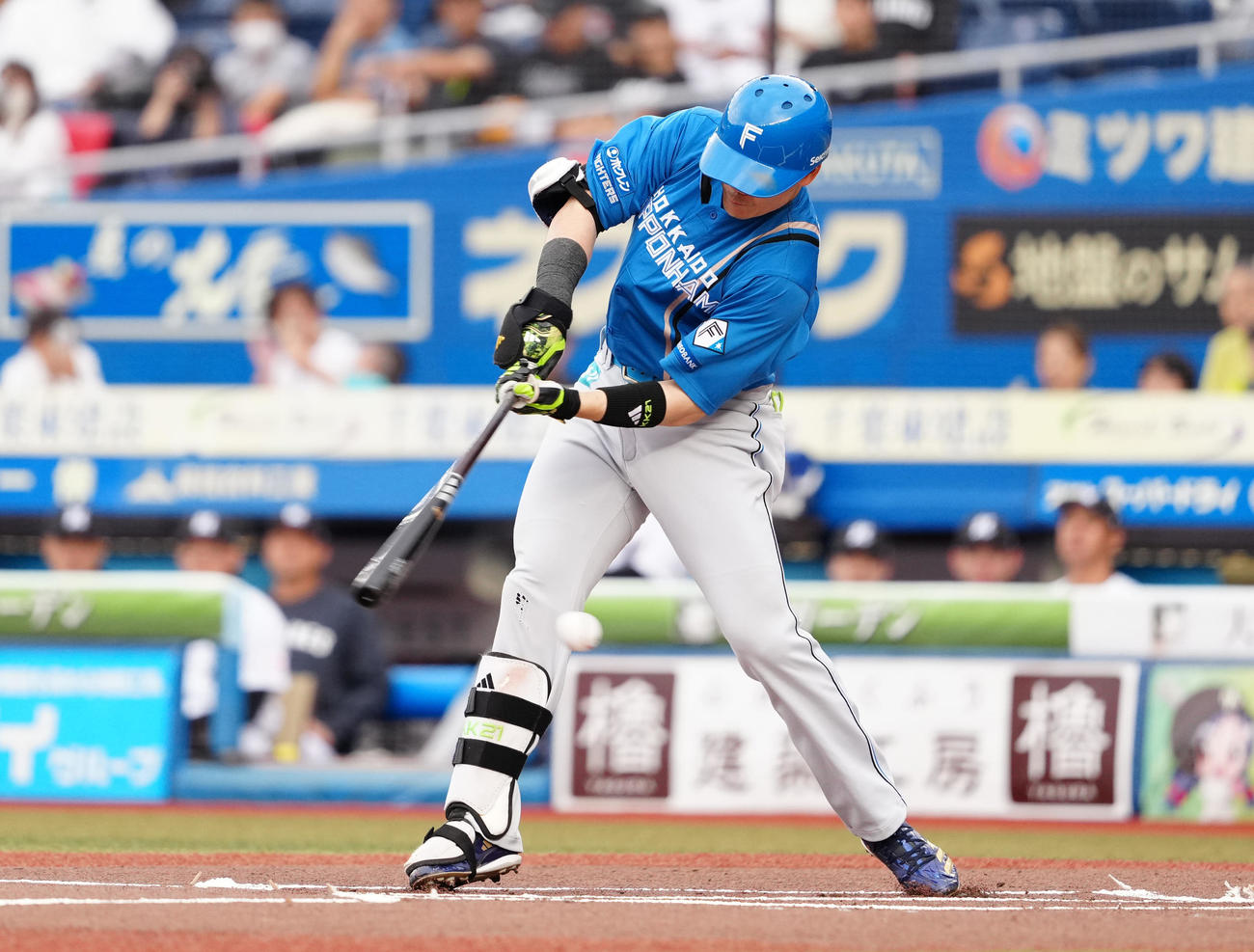 ロッテ対日本ハム　1回表日本ハム無死、空振り三振に倒れる清宮幸（撮影・鈴木みどり）