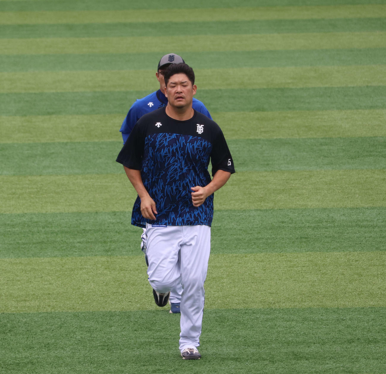 横浜スタジアムの1軍練習に参加したDeNA筒香（撮影・小早川宗一郎）
