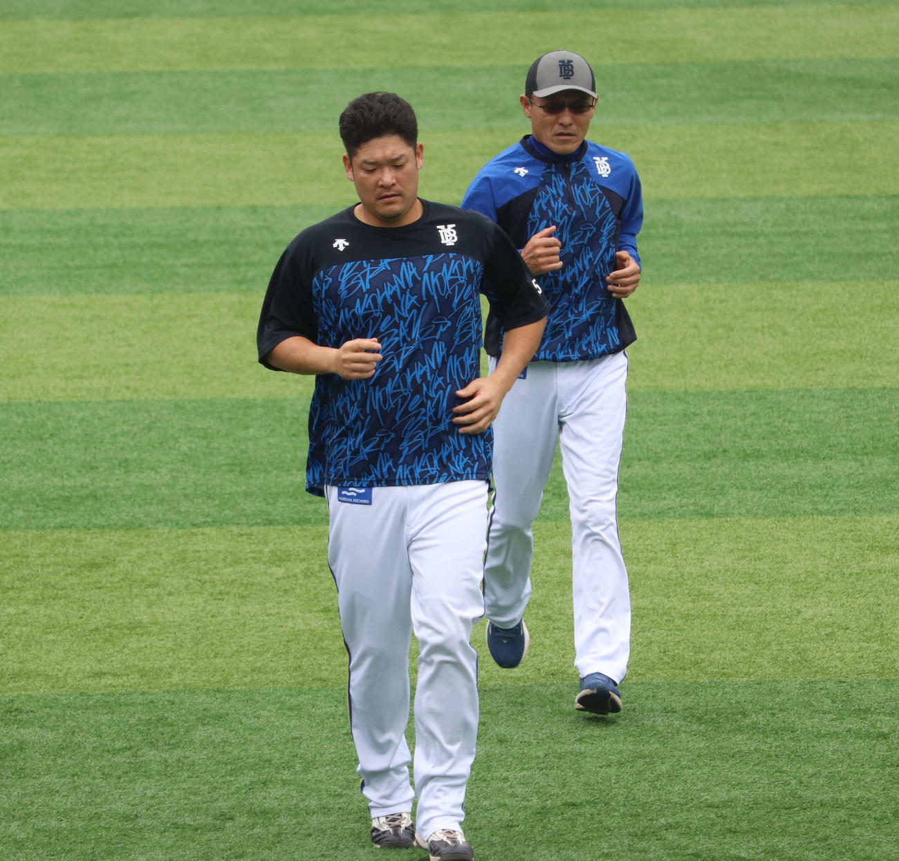 横浜スタジアムの1軍練習に参加したDeNA筒香（撮影・小早川宗一郎）