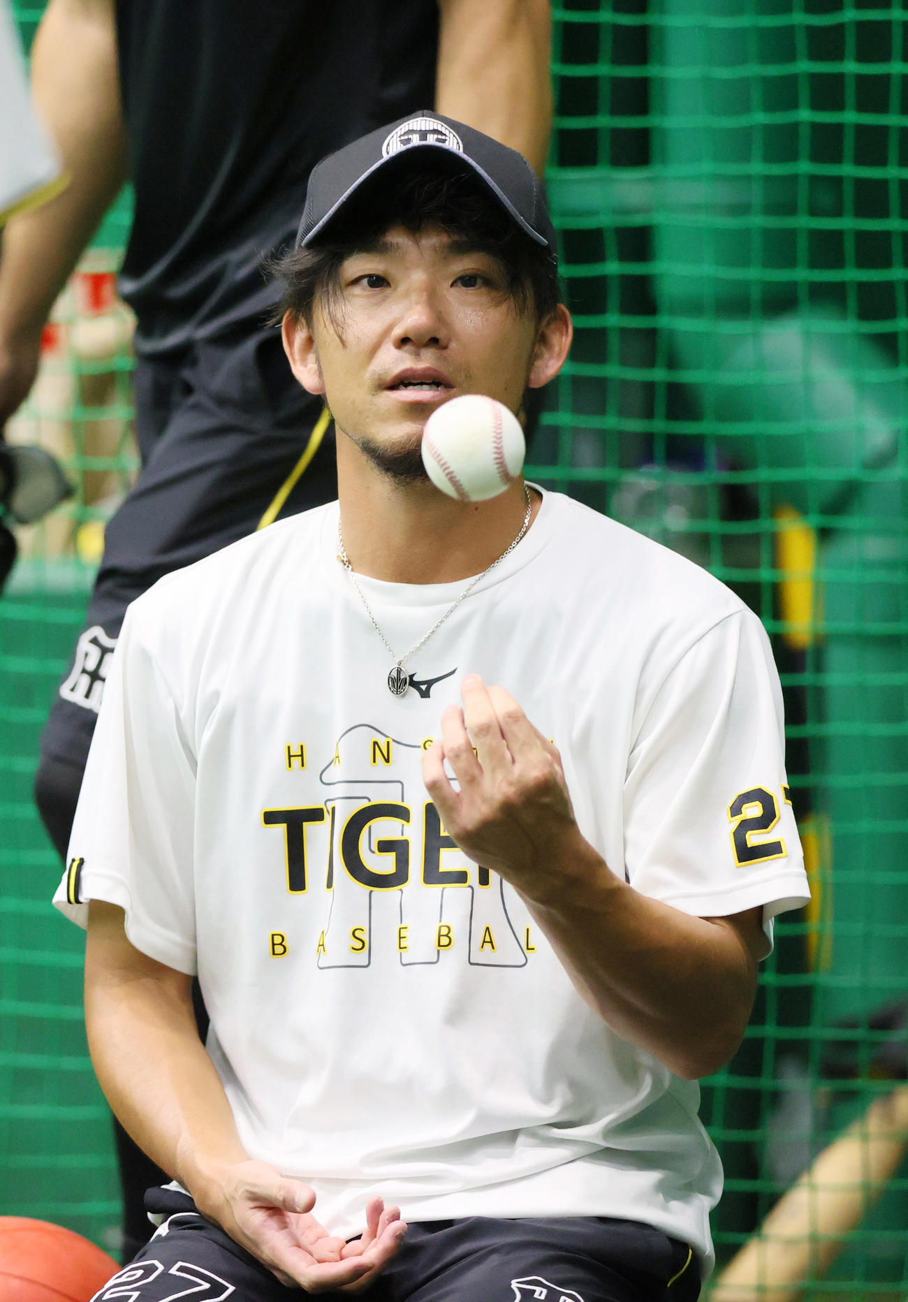 投手指名練習に参加する阪神伊藤将（撮影・上山淳一）
