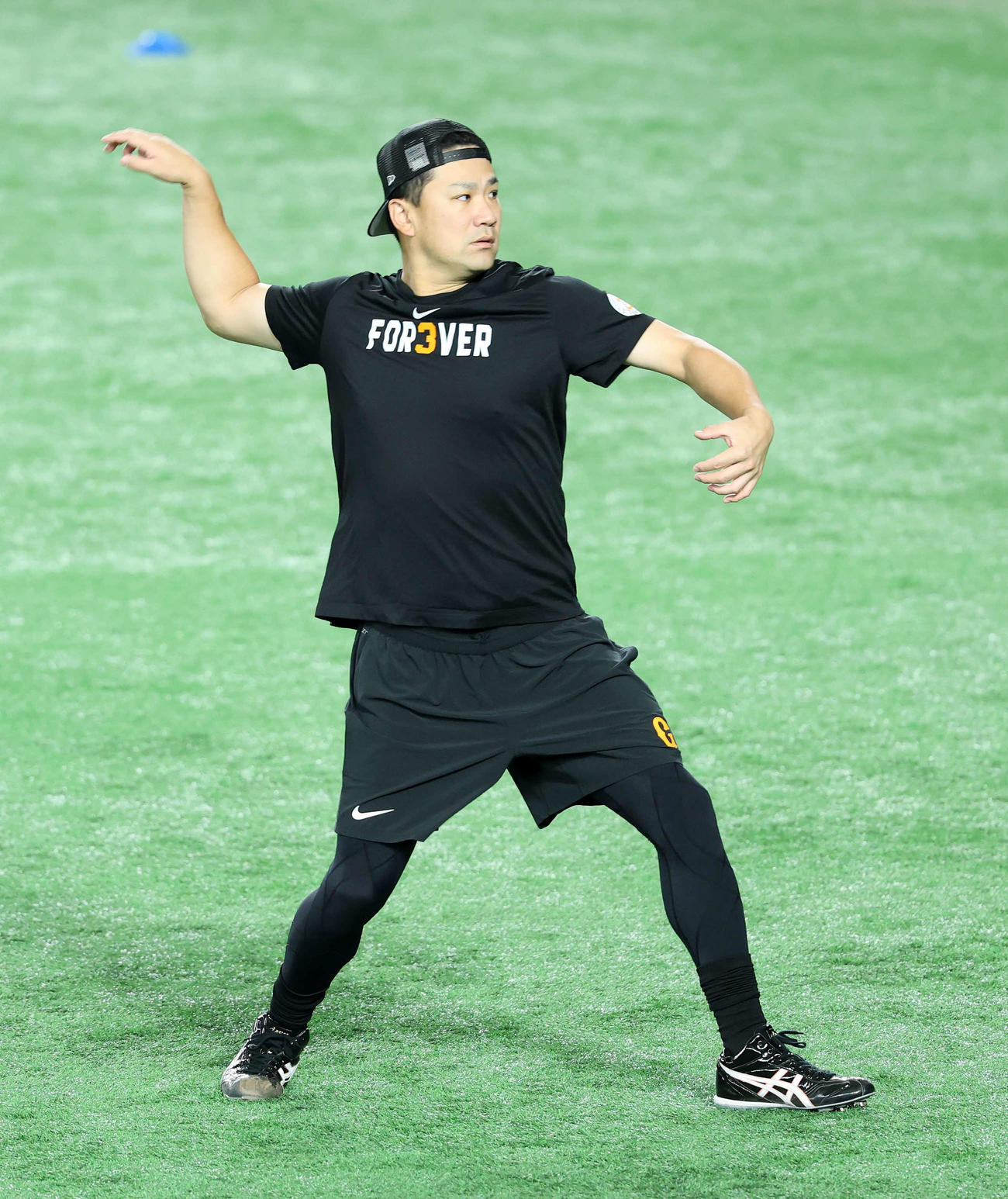 巨人対ヤマハ　アップする巨人田中将（撮影・鈴木正人）