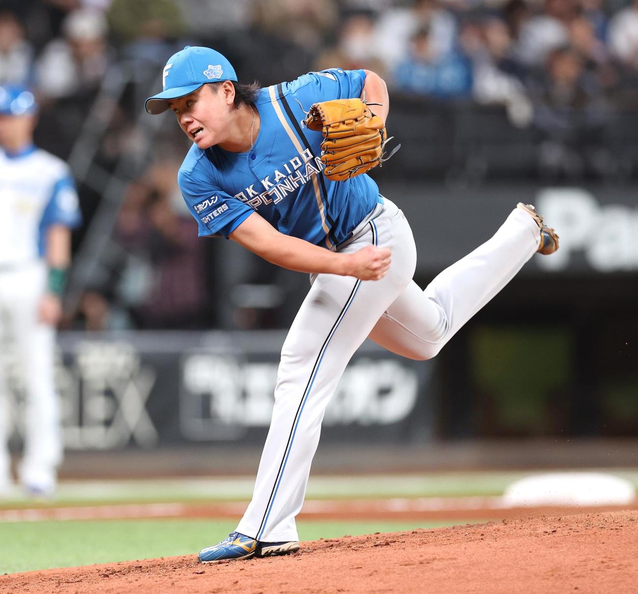 日本ハム紅白戦　6回に紅組3番手で登板の畔柳（撮影・黒川智章）