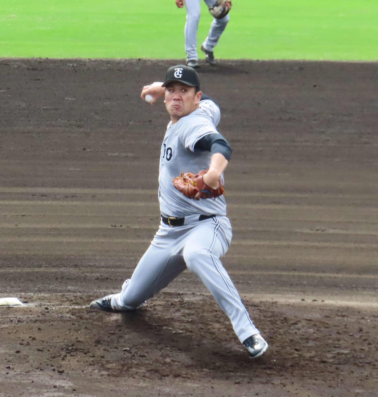 先発し力投する田中将（撮影・水谷京裕）