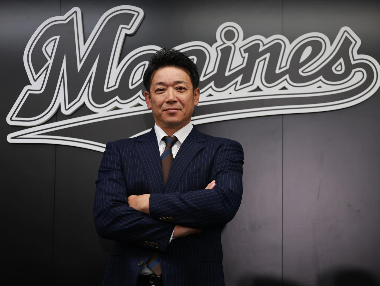 就任会見を行ったロッテのサブロー新監督（撮影・野上伸悟）