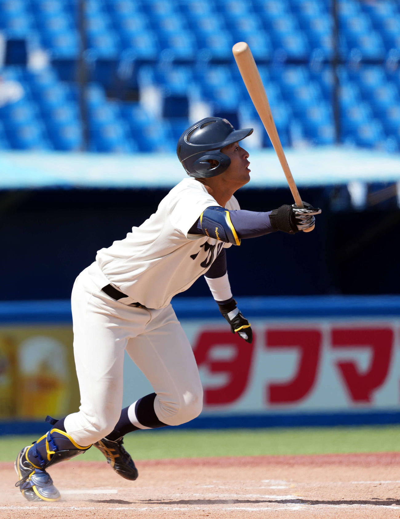 東洋大対亜大　8回表東洋大1死二、三塁、2点適時三塁打を放つ東洋大・池田（撮影・小島史椰）
