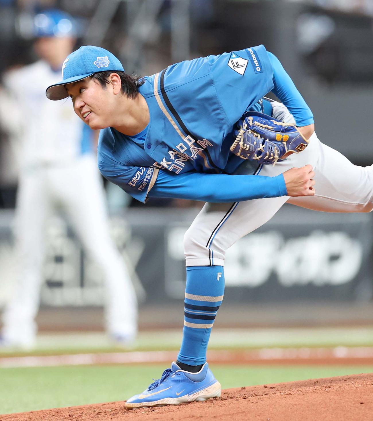 日本ハム紅白戦　紅組先発の古林睿煬（撮影・黒川智章）