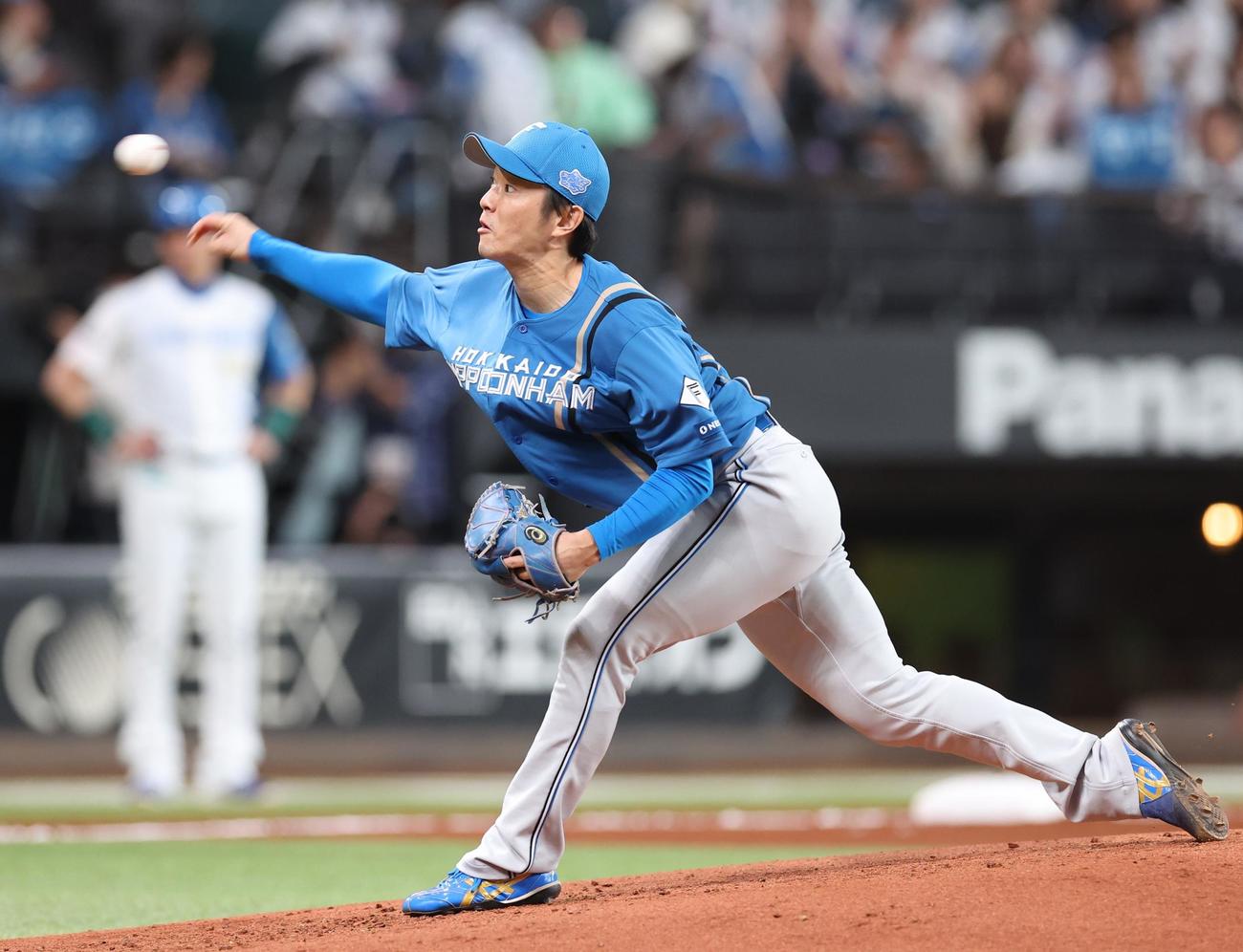 日本ハム紅白戦　2回に紅組2番手で登板の玉井（撮影・黒川智章）