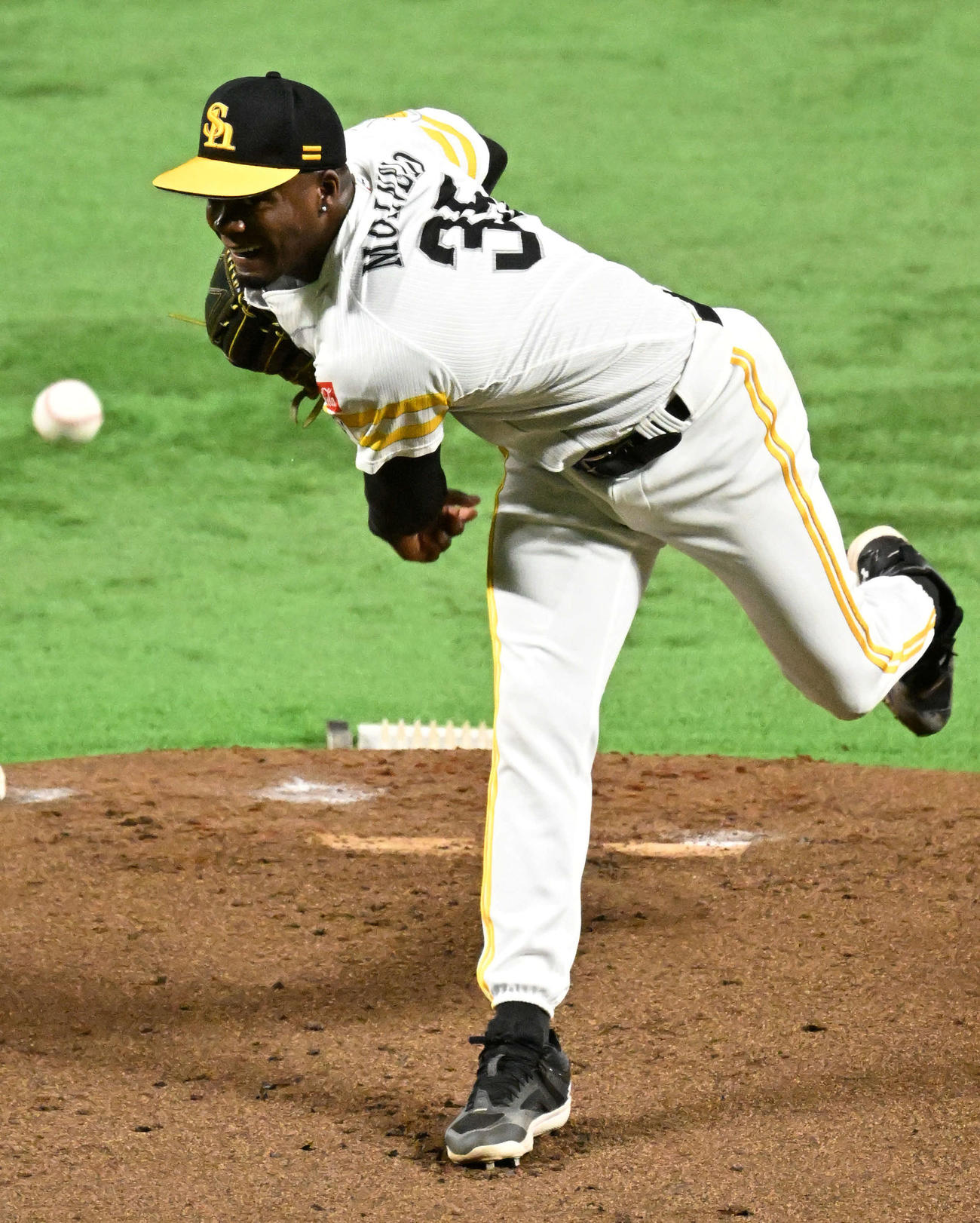 ライブBPに登板するモイネロ（撮影・林敢治）