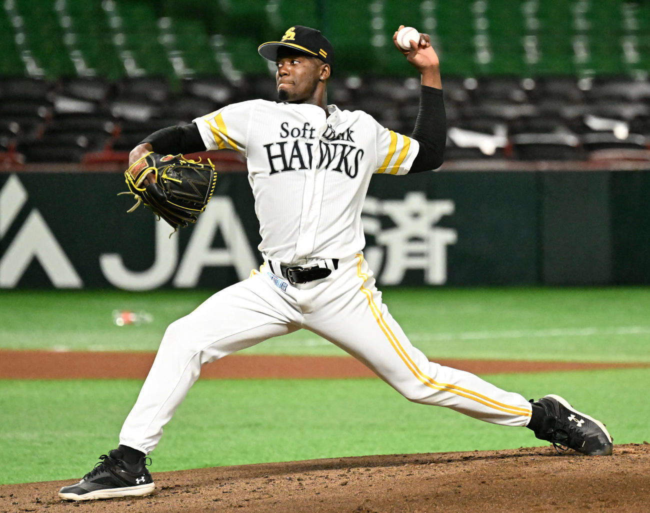 ライブBPに登板するモイネロ（撮影・林敢治）