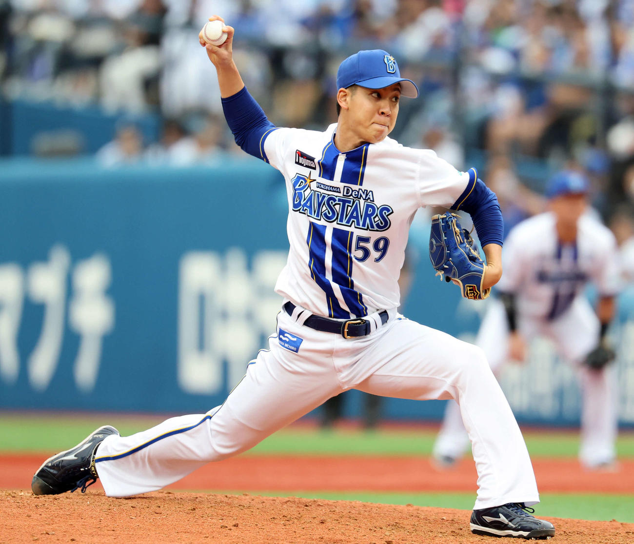 DeNA対巨人　6回表巨人の攻撃を抑えた平良（撮影・浅見桂子）