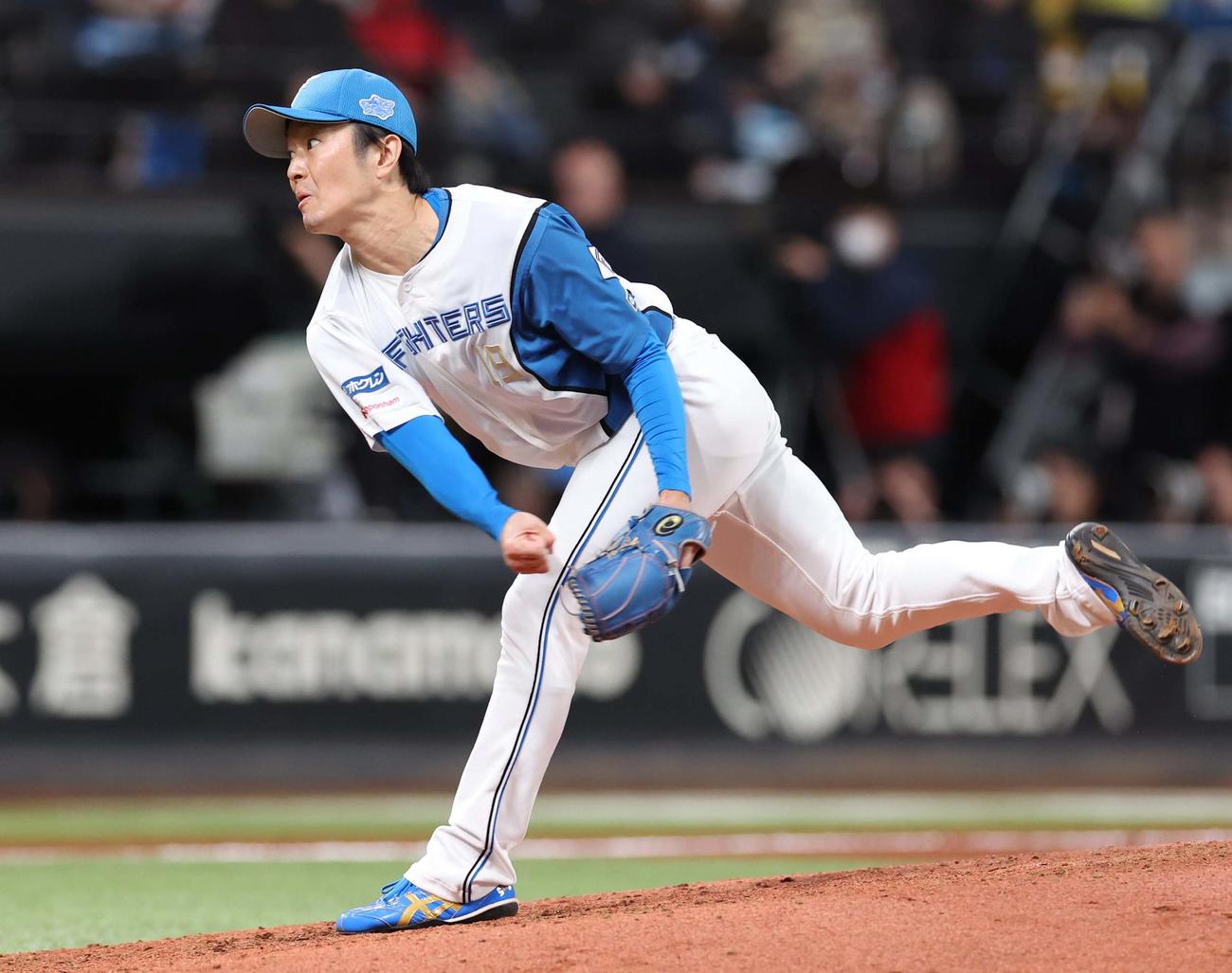 日本ハム対オリックス　6回途中登板の玉井（撮影・黒川智章）