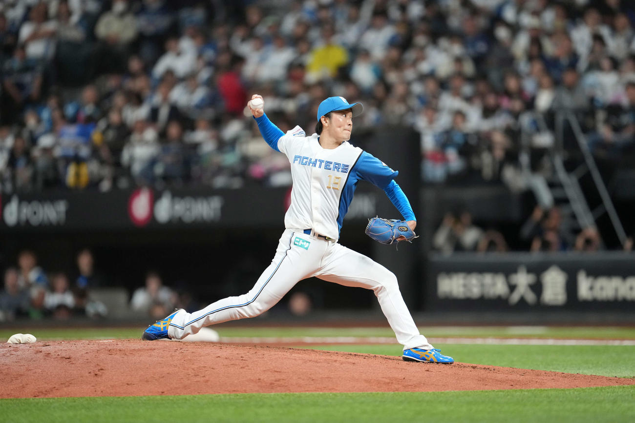 日本ハム対オリックス　力投する日本ハム玉井（撮影・井上学）