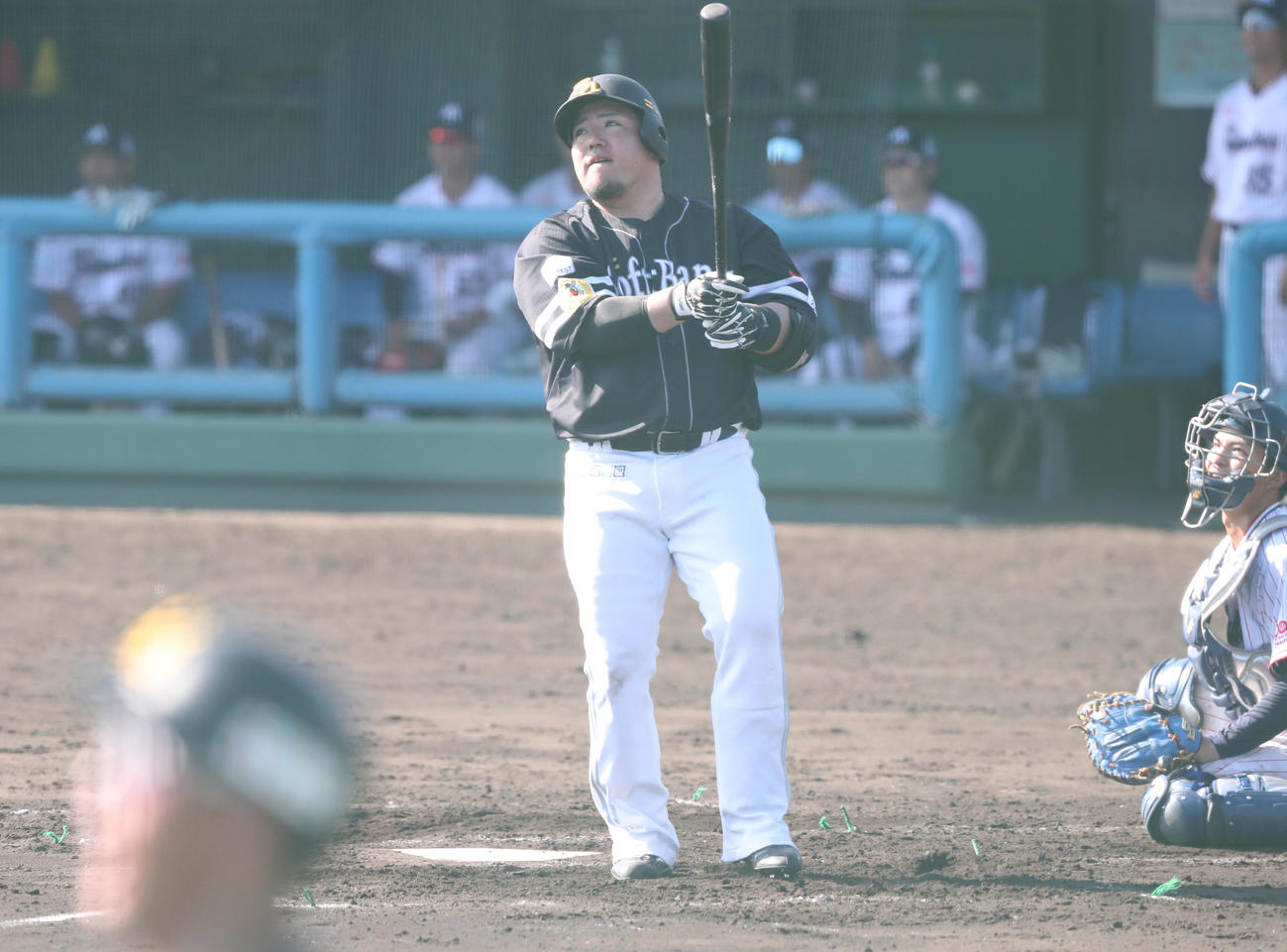 ヤクルト対ソフトバンク　8回表ソフトバンク2死一、二塁、山川は左越えに逆転となる3点本塁打を放つ（撮影・梅根麻紀）