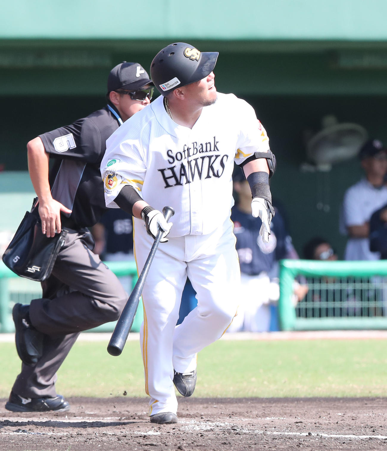 ソフトバンク対斗山ベアーズ　2回裏ソフトバンク2死、山川は中飛に終わる（撮影・梅根麻紀）