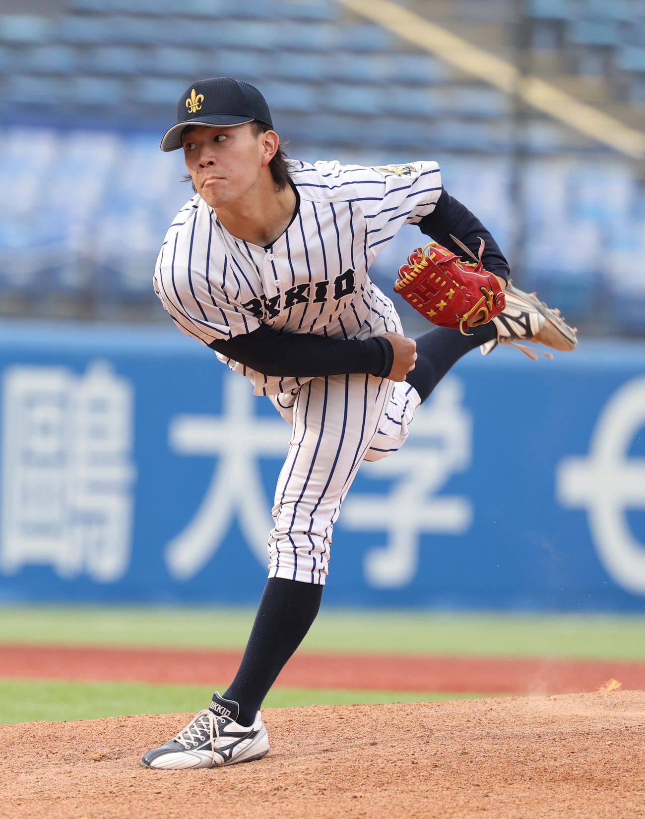 立大対東大　先発した立大・竹中（撮影・柴田隆二）