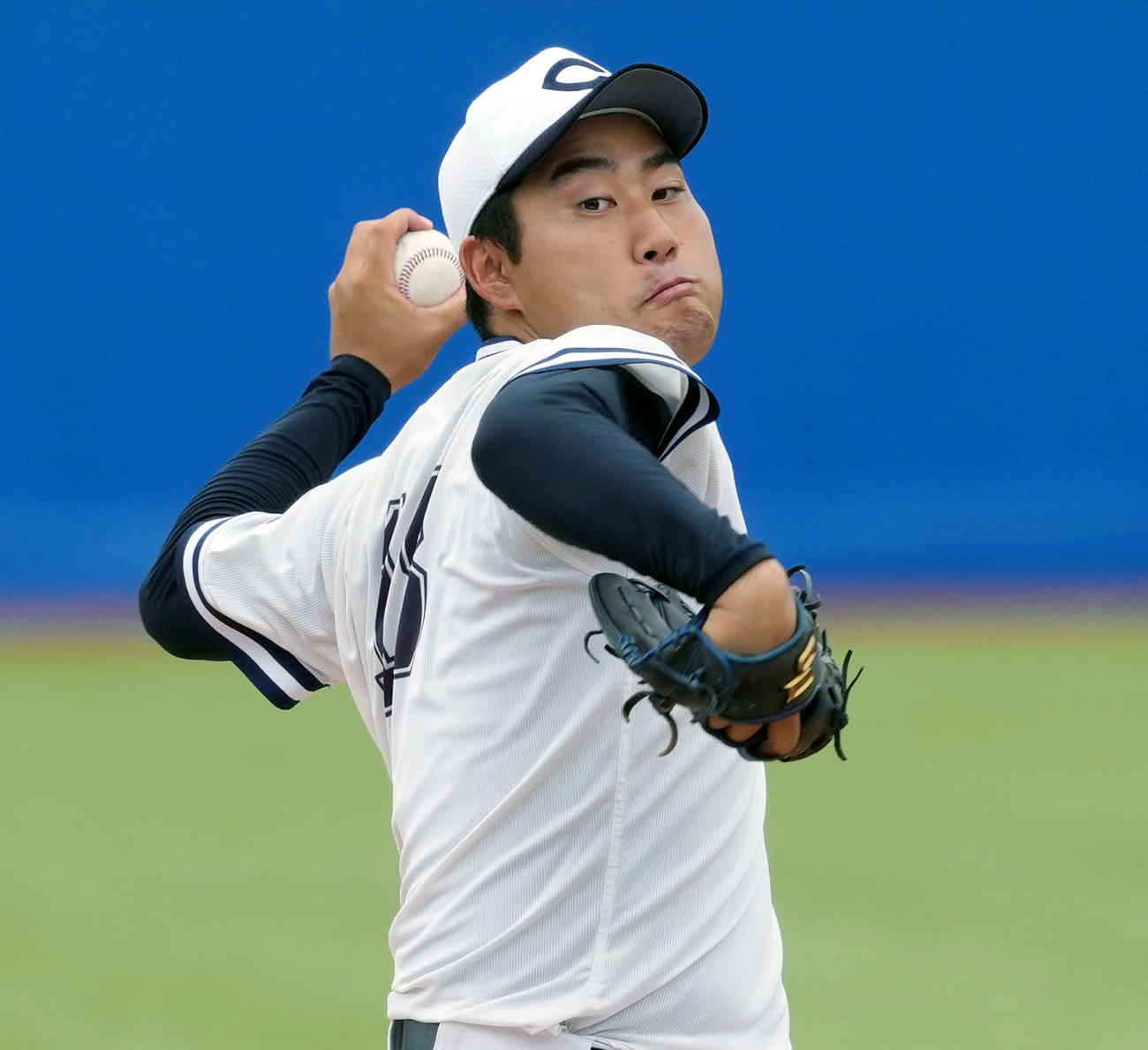 中大対駒大　先発の中大・岩城（撮影・小島史椰）
