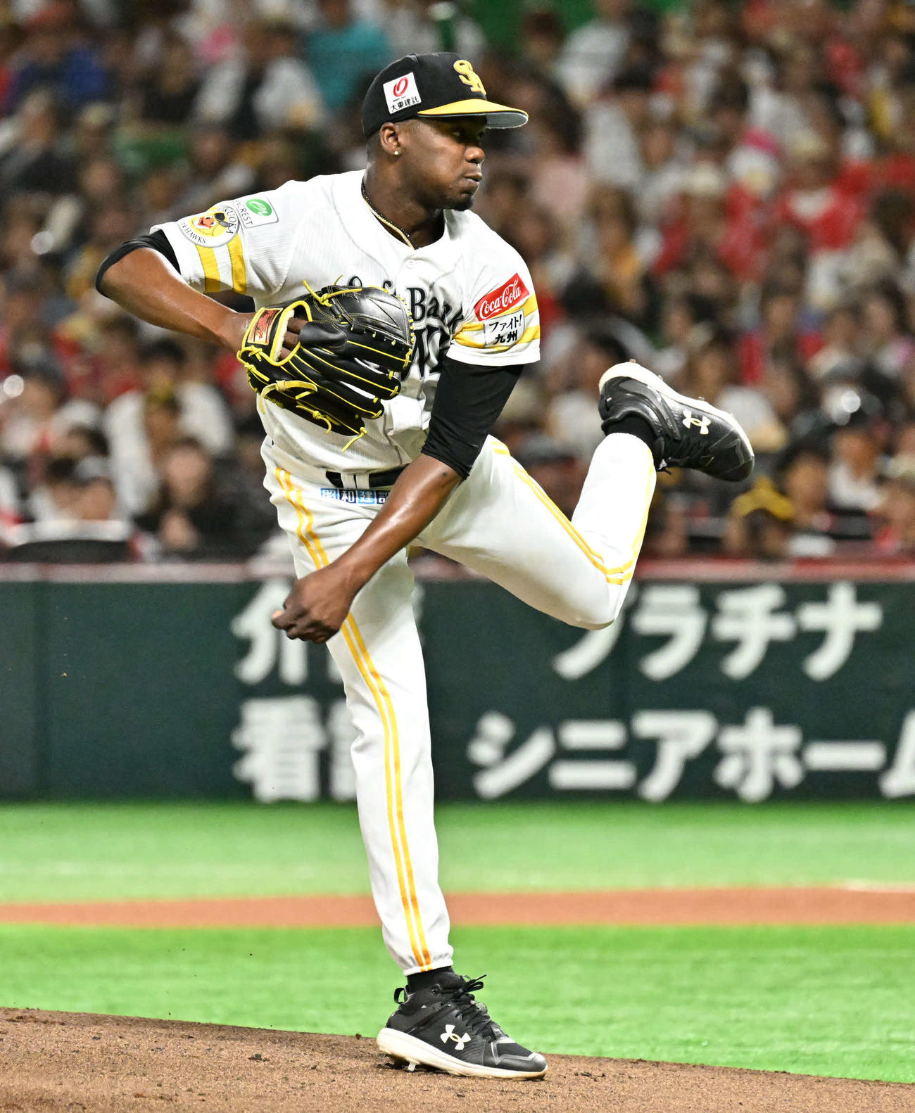 ソフトバンク対日本ハム　ソフトバンク先発のモイネロ（撮影・林敢治）