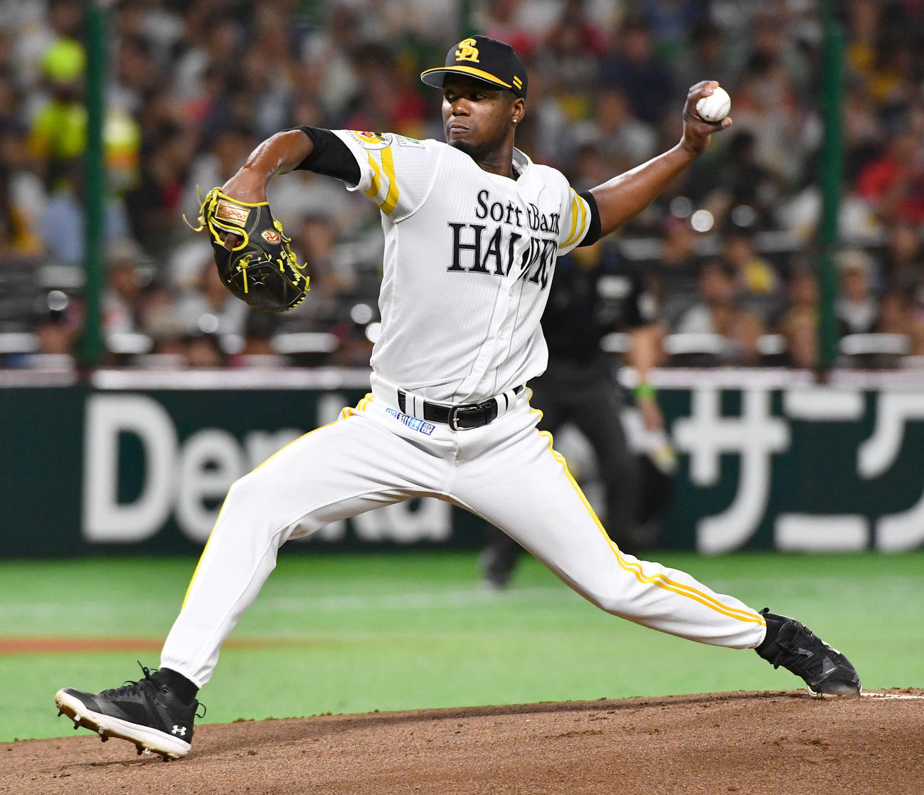 ソフトバンク対日本ハム　ソフトバンク先発のモイネロ（撮影・岩下翔太）
