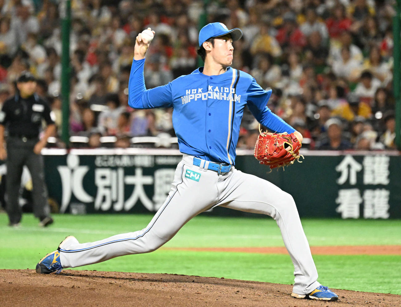 ソフトバンク対日本ハム　日本ハム先発の福島（撮影・林敢治）