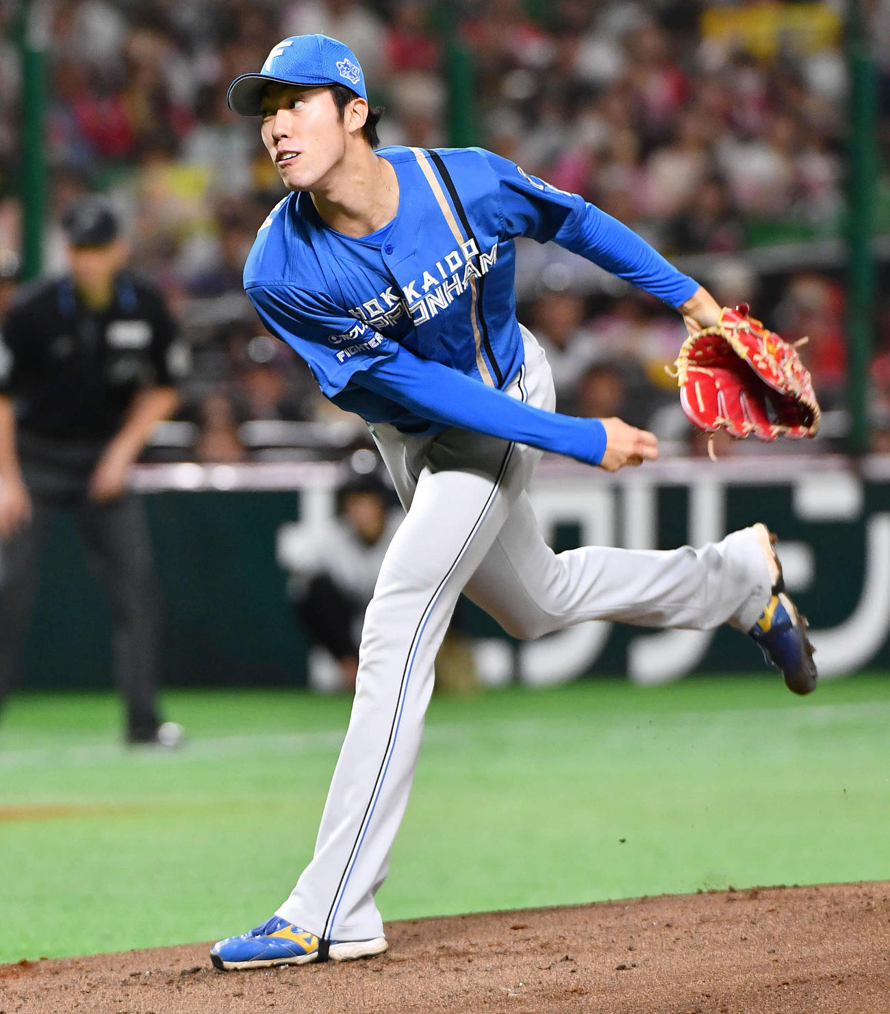 ソフトバンク対日本ハム　日本ハム先発の福島（撮影・岩下翔太）