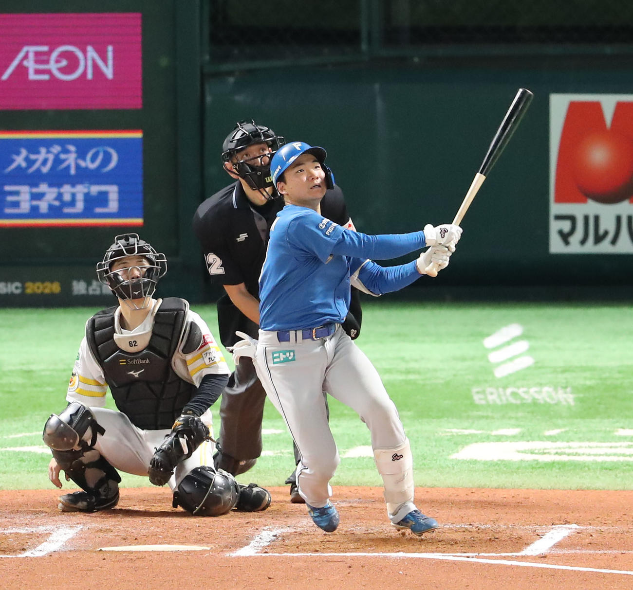 ソフトバンク対日本ハム　6回表日本ハム無死、山県は左越え本塁打を放つ（撮影・梅根麻紀）