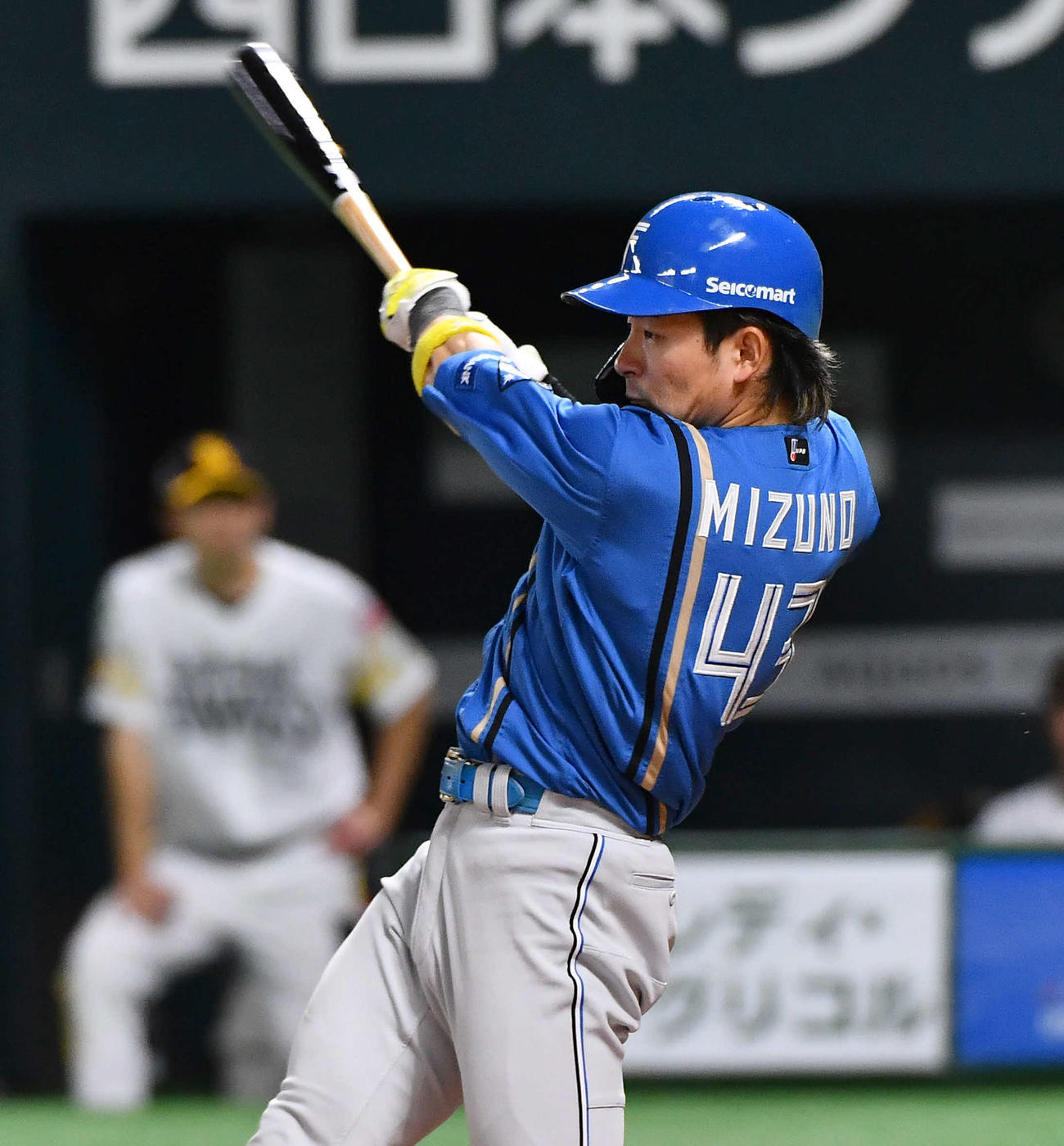 ソフトバンク対日本ハム　5回表日本ハム1死三塁、水野は適時右二塁打を放つ（撮影・岩下翔太）
