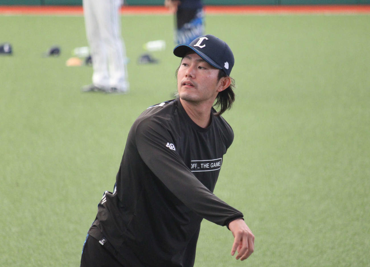 秋季練習でキャッチボールする西武今井（撮影・金子真仁）
