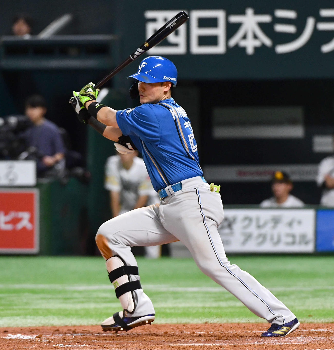 ソフトバンク対日本ハム　4回表日本ハム2死一、二塁、清宮幸は中前適時打を放つ（撮影・岩下翔太）