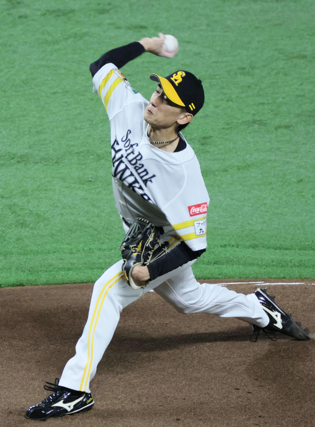 ソフトバンク対日本ハム　ソフトバンク先発の大津（撮影・加藤孝規）