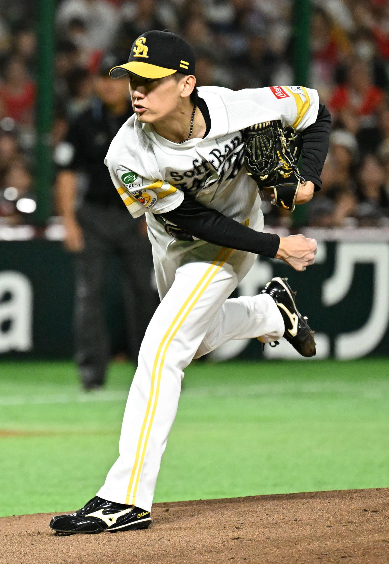ソフトバンク対日本ハム　ソフトバンク先発の大津（撮影・林敢治）