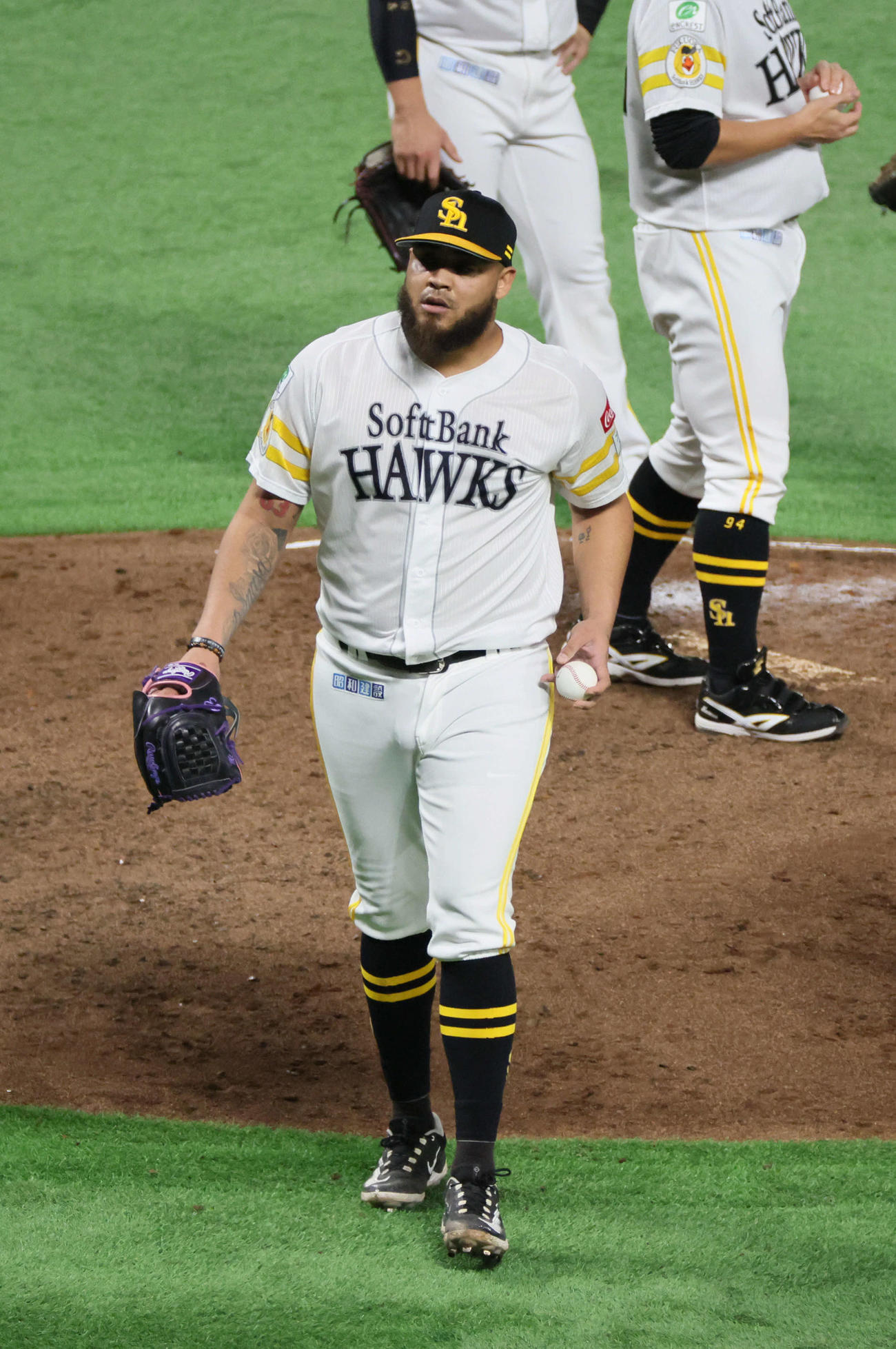 ソフトバンク対日本ハム　5回表日本ハム1死満塁、清宮幸に右2点適時打を浴び、ヘルナンデスは降板（撮影・加藤孝規）