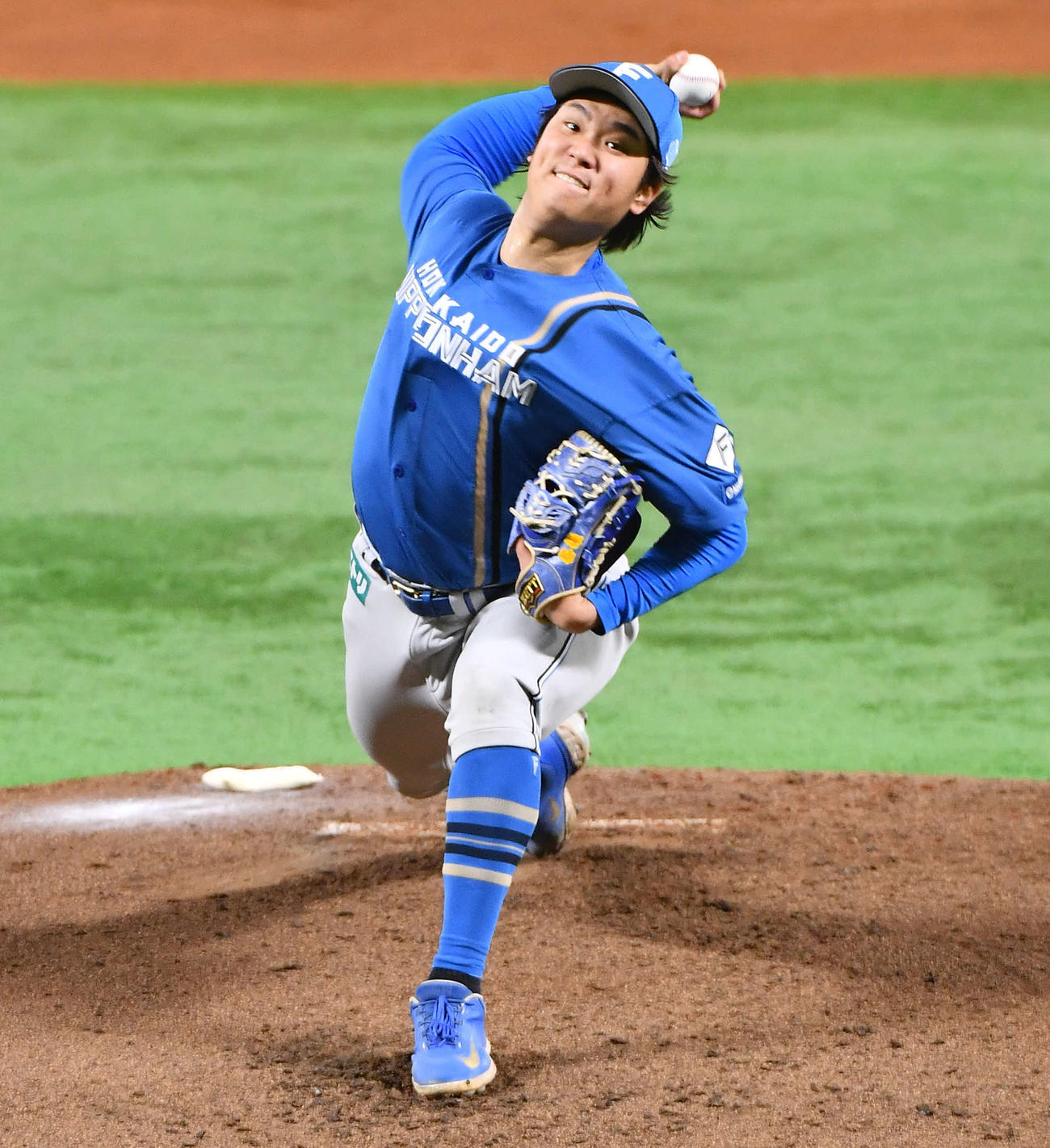 ソフトバンク対日本ハム　日本ハム先発の古林睿煬（撮影・岩下翔太）