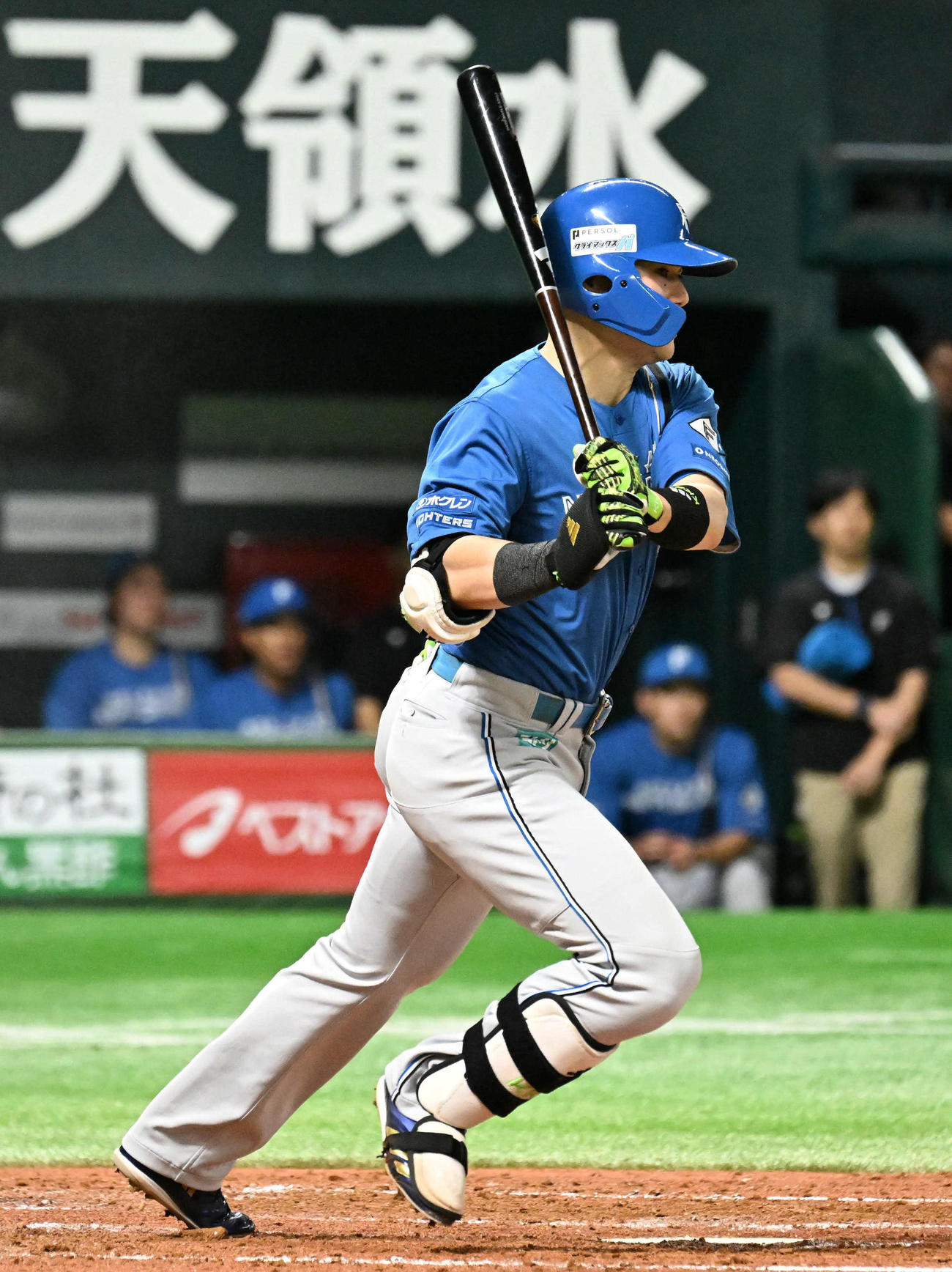 ソフトバンク対日本ハム　4回表日本ハム無死満塁、清宮は一ゴロを放ちその間に三塁走者が生還し先制する（撮影・林敢治）