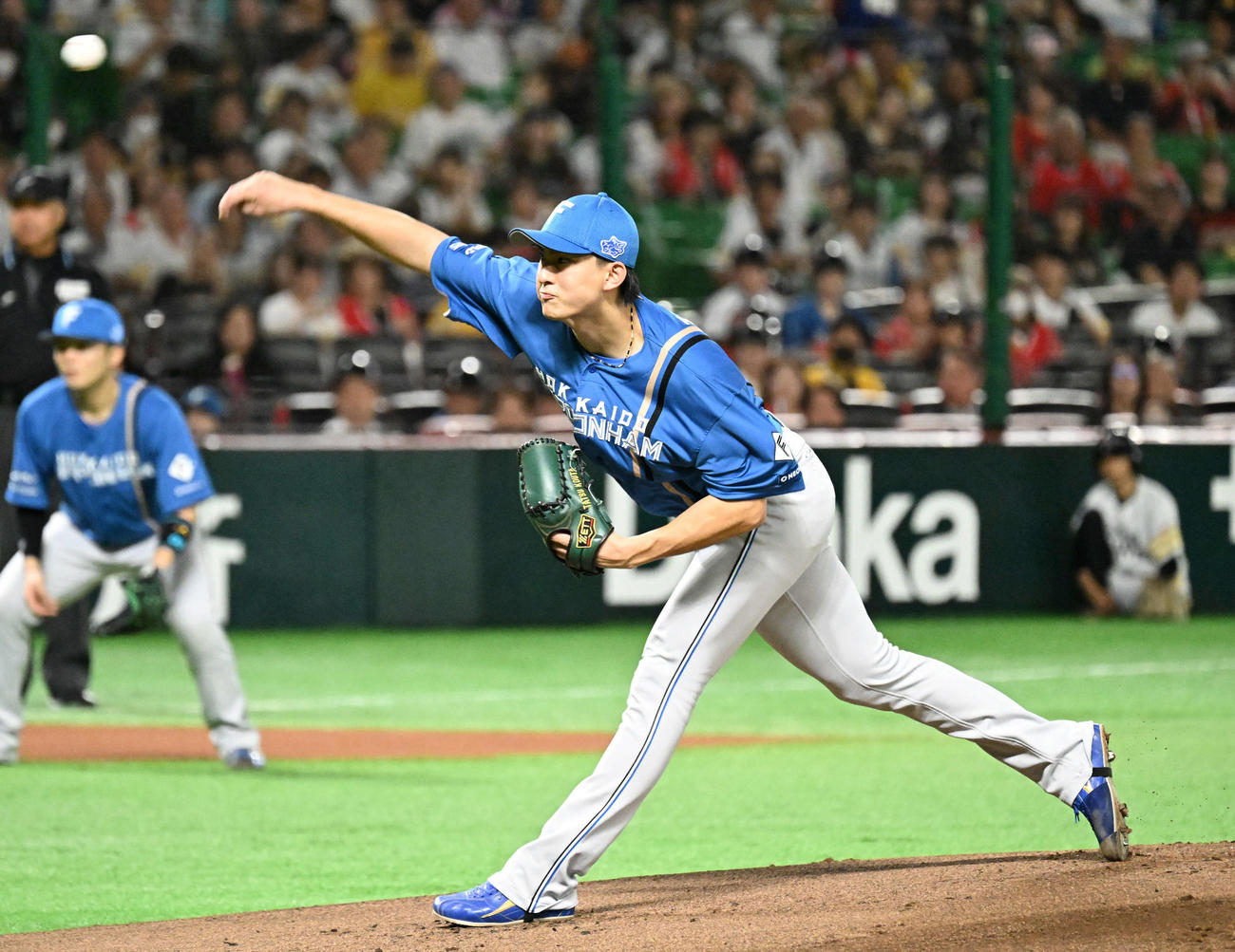 ソフトバンク対日本ハム　日本ハム先発の達（撮影・林敢治）