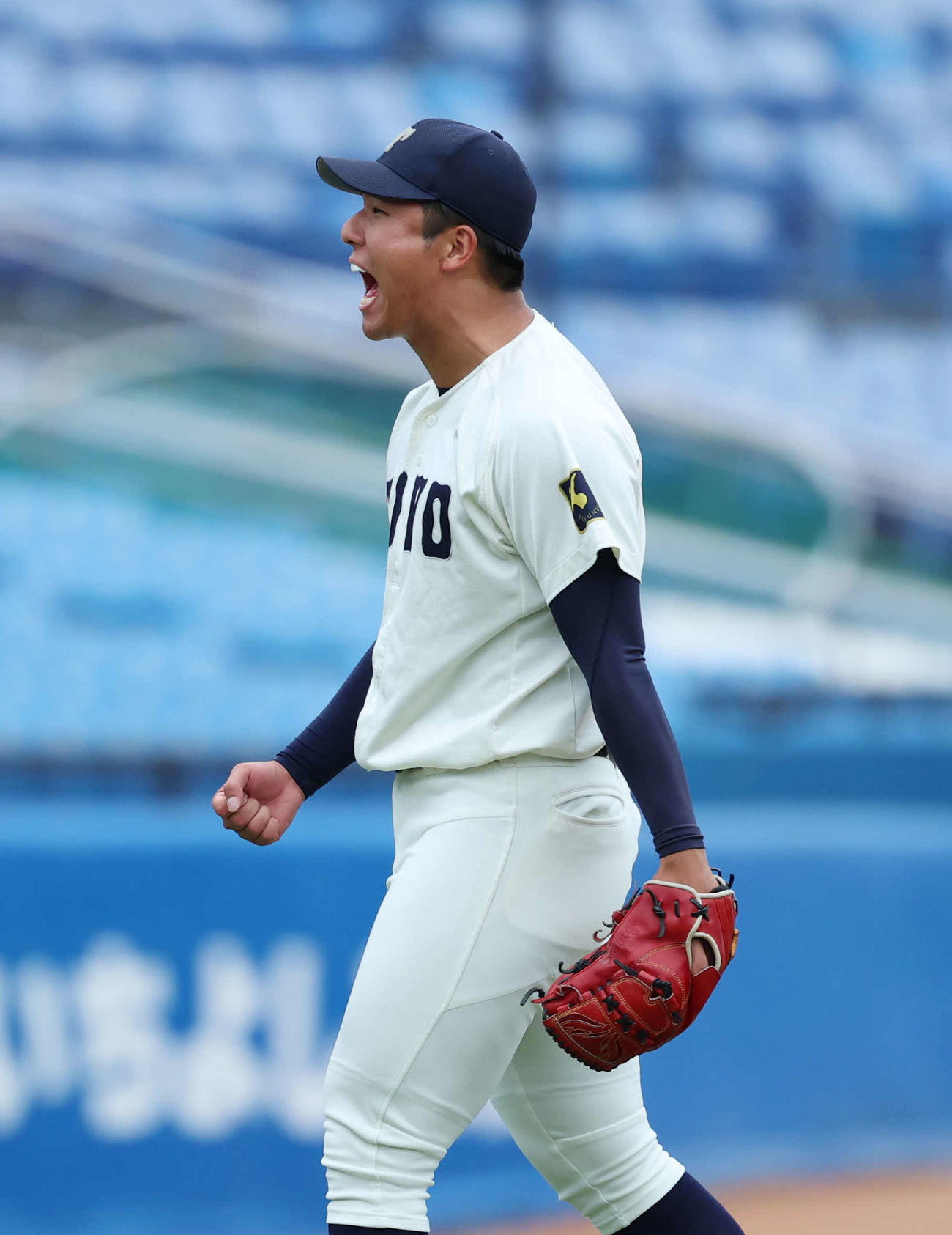 東洋大対中大　勝利し声を上げる東洋大・島田（撮影・増田悦実）