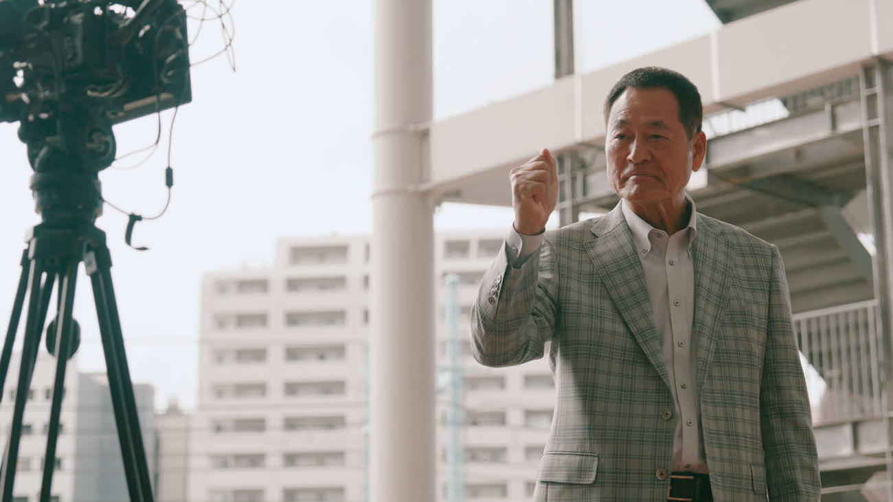 DeNAが手がける「神様、おねがい」にゲスト出演した中畑氏（球団提供）