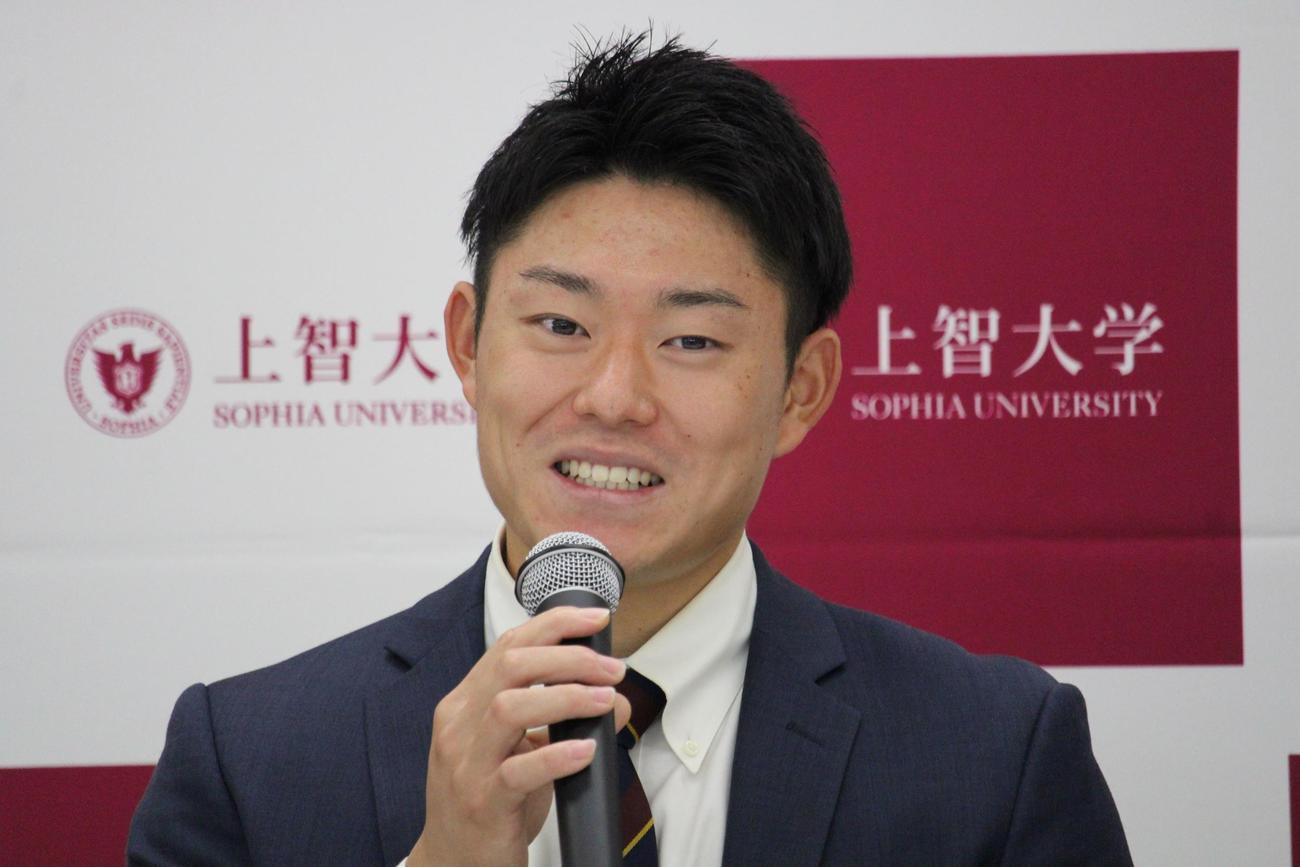上智大初めてのドラフト指名選手となった西武育成6位の正木（撮影・金子真仁）