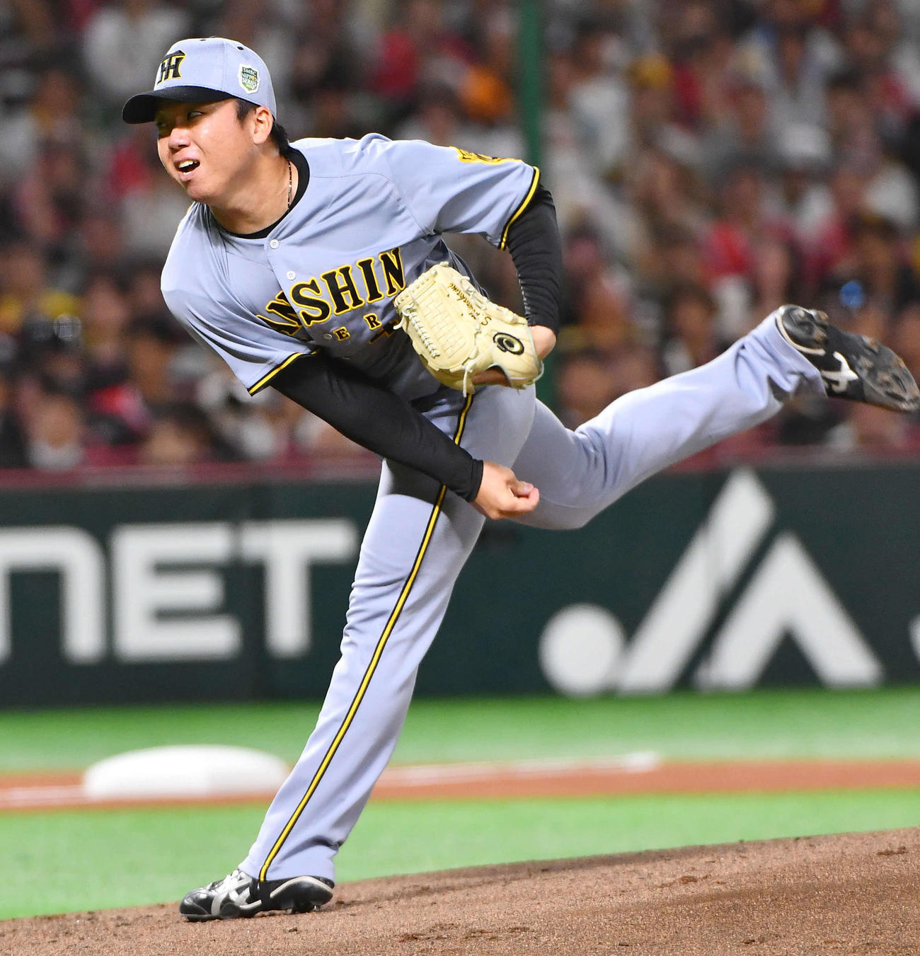 ソフトバンク対阪神　阪神先発の村上（撮影・岩下翔太）