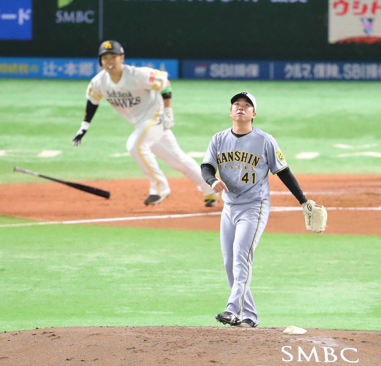 ソフトバンク対阪神　1回裏ソフトバンク2死二塁、近藤に中前先制適時打を浴びた村上（撮影・梅根麻紀）