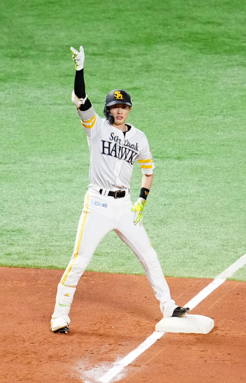 ソフトバンク】周東が5回までに日本シリーズ1試合最多タイの4安打