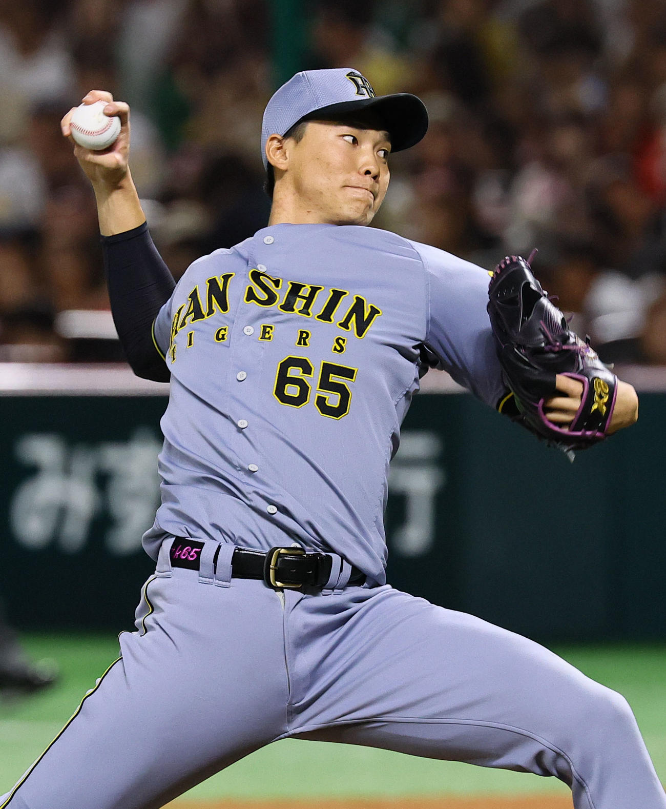 ソフトバンク対阪神　7回、5番手で登板した阪神湯浅（撮影・藤尾明華）