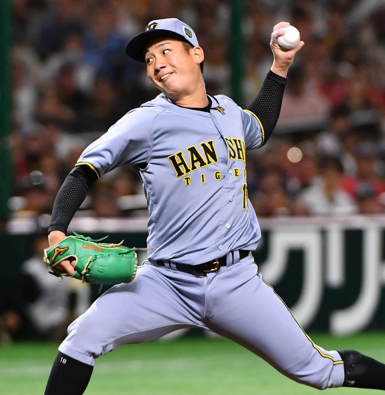 ソフトバンク対阪神　3回裏ソフトバンク2死満塁から登板した、阪神3番手の伊原（撮影・岩下翔太）
