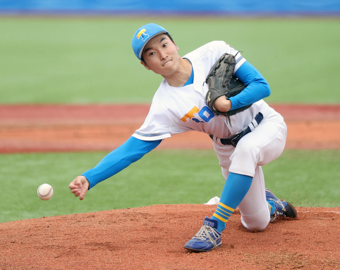 東大対法大　先発した東大・渡辺（撮影・柴田隆二）