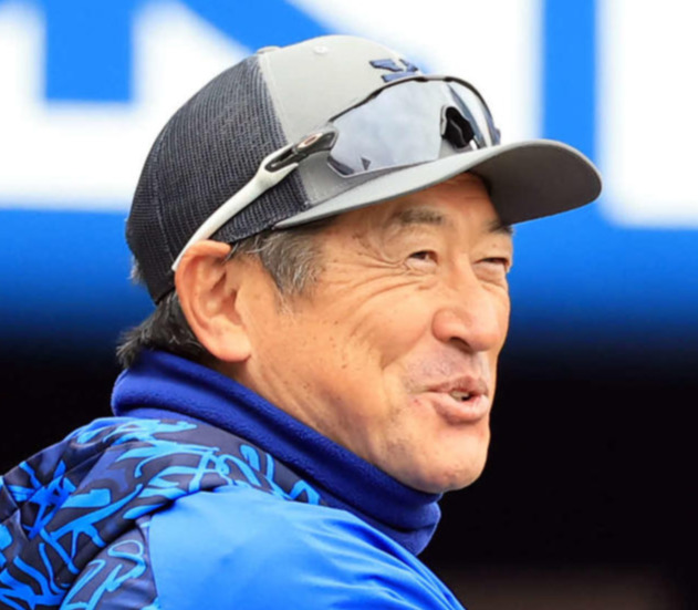 DeNA石井琢朗コーチ（2025年3月撮影）