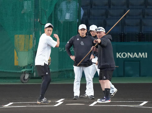 ソフトバンク】山川穂高、自身初の日本一へ「しっかり準備」近藤代打